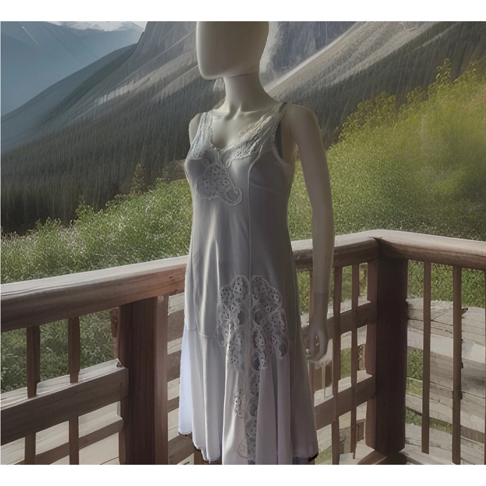 Oscar De La Renta White Sheer Over Dress With Lace Inserts US Small